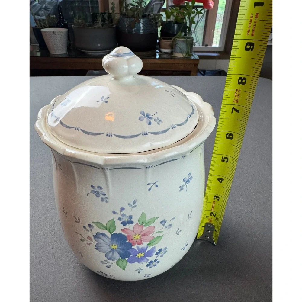 Vintage Japan Blue Floral Cookie Jar Lid Pottery Ceramic - 8.5